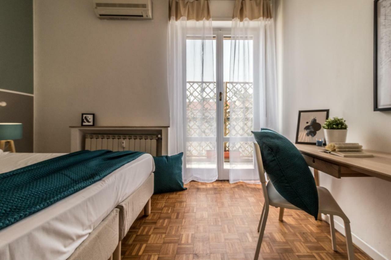 Joivy Modern 1-Bed Flat With Balcony In Portello Milán Exterior foto